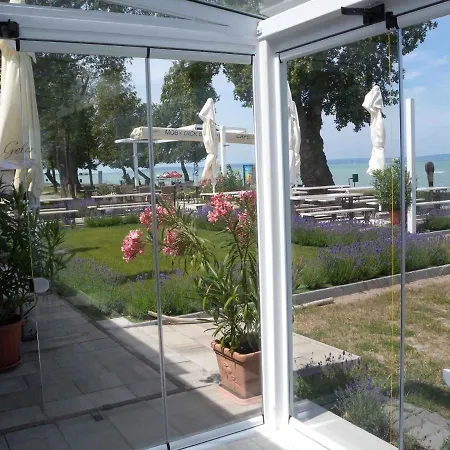 In - Balaton 27759